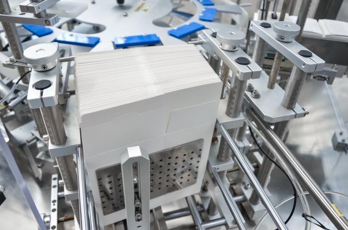 CE認証済み垂直カートニングマシン トルク過負荷保護 400mm検出高さ 2